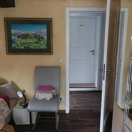 Wohlfuehloase - Zimmer, - Im Herzen Starnbergs