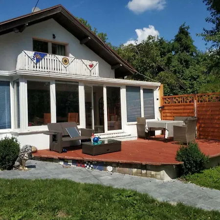 Wohlfuehloase - Zimmer, - Im Herzen Starnbergs Homestay *