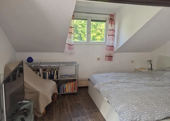 בית אירוח Wohlfuehloase - Zimmer, - Im Herzen Starnbergs *