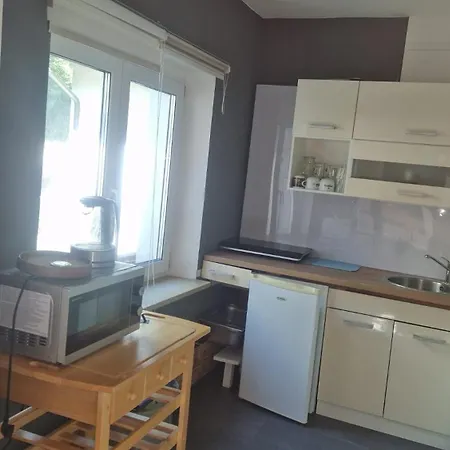 Wohlfuehloase - Zimmer, - Im Herzen Starnbergs Ubytování v soukromí