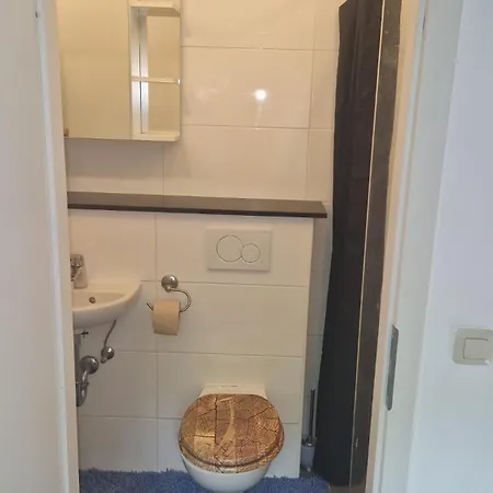 Wohlfuehloase - Zimmer, - Im Herzen Starnbergs *